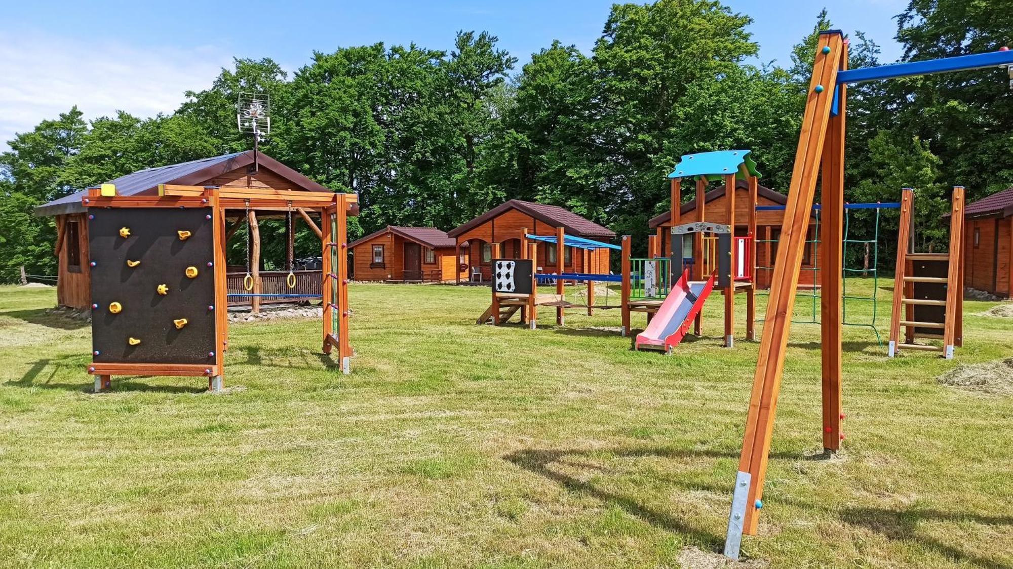 Ranczo Wodnica - Domki Letniskowe, Domki Na Wylacznosc Ustka Exterior photo